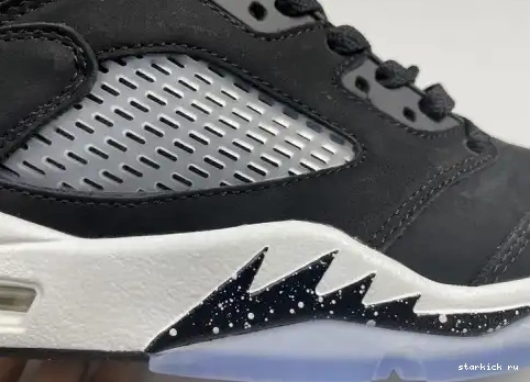 5 CT4838-011 “Oreo” CT4838-011 Air Jordan 0510